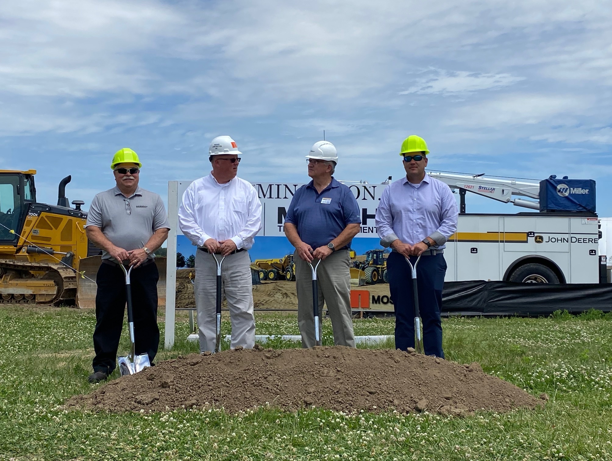 Murphy Tractor & Equipment breaks ground in Rossford, Ohio Murphy